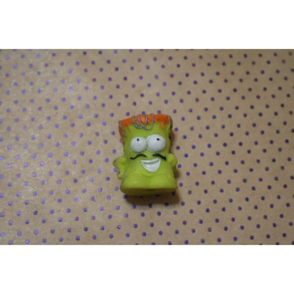 Trash Pack Spew-Ghetti Figure